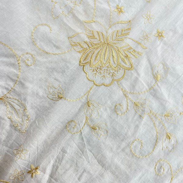 Batista Bordada Golden [product.brand] 3 - Tejidos Yasmina 