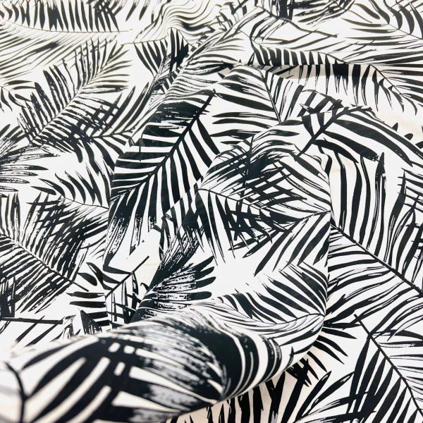 Viscosa Tropical Black and White [product.brand] 8 - Tejidos Yasmina 