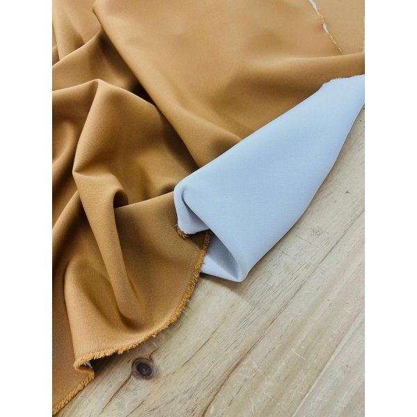 Crepe Entretelado Liso Laila Beige [product.brand] 3 - Tejidos Yasmina 
