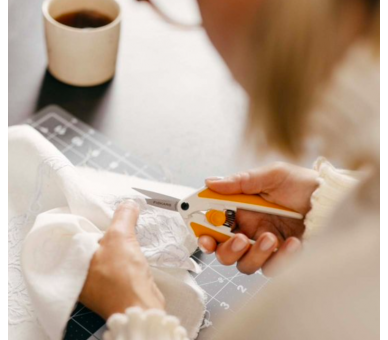 Tijeras Para Costura Easy Action™ 15 cm - Fiskars Fiskars 5 - Tejidos Yasmina 