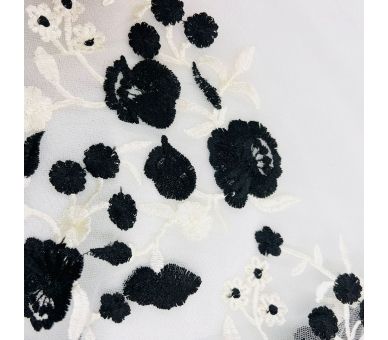 Tul Bordado Love Negro [product.brand] 7 - Tejidos Yasmina 