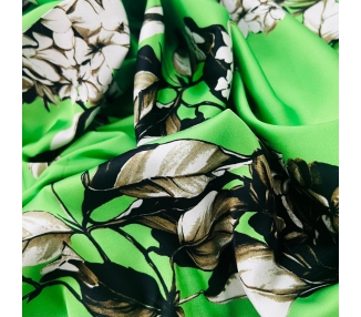 Satín Elástico Exotic Verde [product.brand] 4 - Tejidos Yasmina 