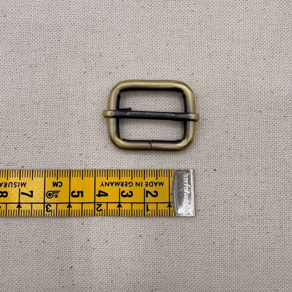 Hebilla Reguladora 20 mm Oro Viejo | Herraje Vintage para Bolsos [product.brand] 2 - Tejidos Yasmina 