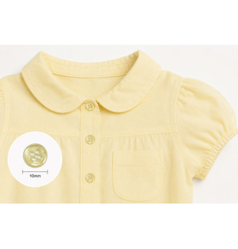 Botón de 4 agujeros 10mm translúcido amarillo – botón clásico para camisa [product.brand] 3 - Tejidos Yasmina 